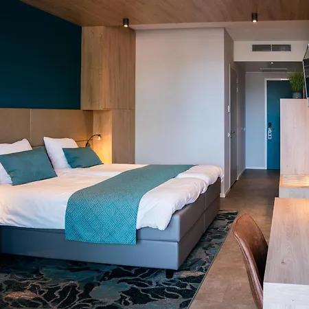 46 Hotel 4*