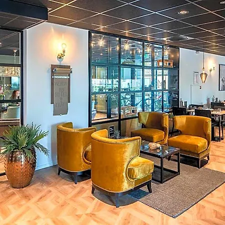 Hotel 46